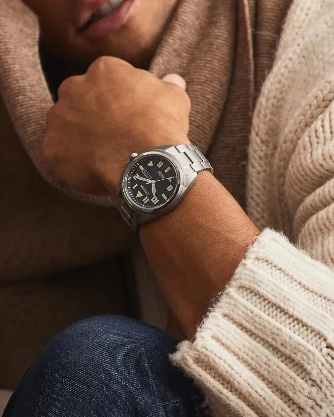 BM8560-53E watch worn on a wrist