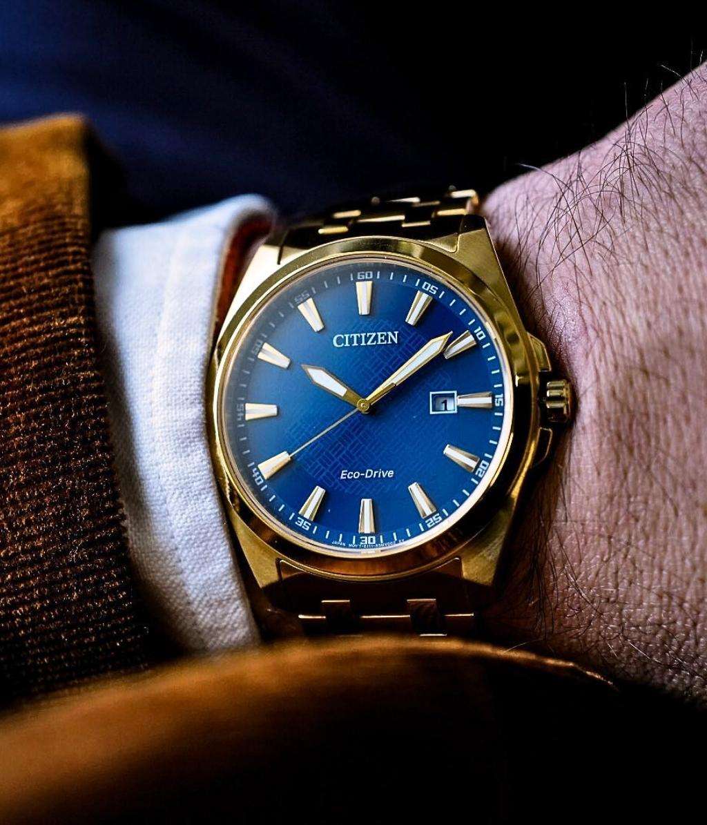 Citizen BM7532-54L lifestyle wrist view