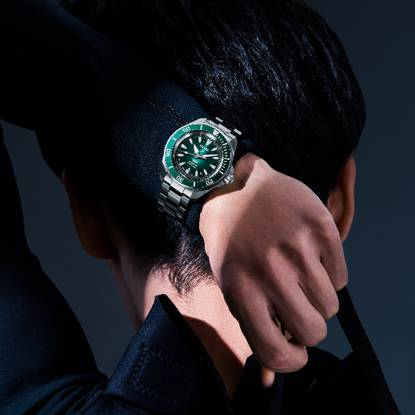Seiko SRPL53 green PADI diver worn on the wrist