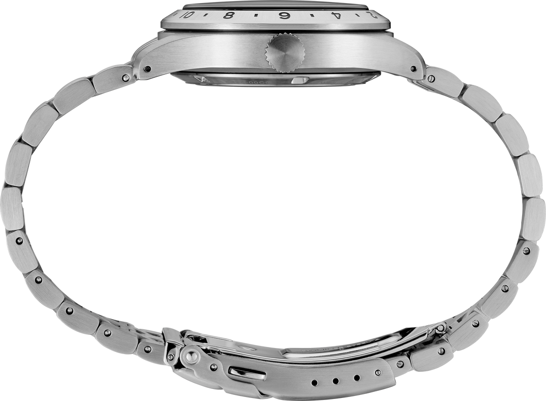Seiko SSK023 5 Sports Field GMT automatic watch side profile