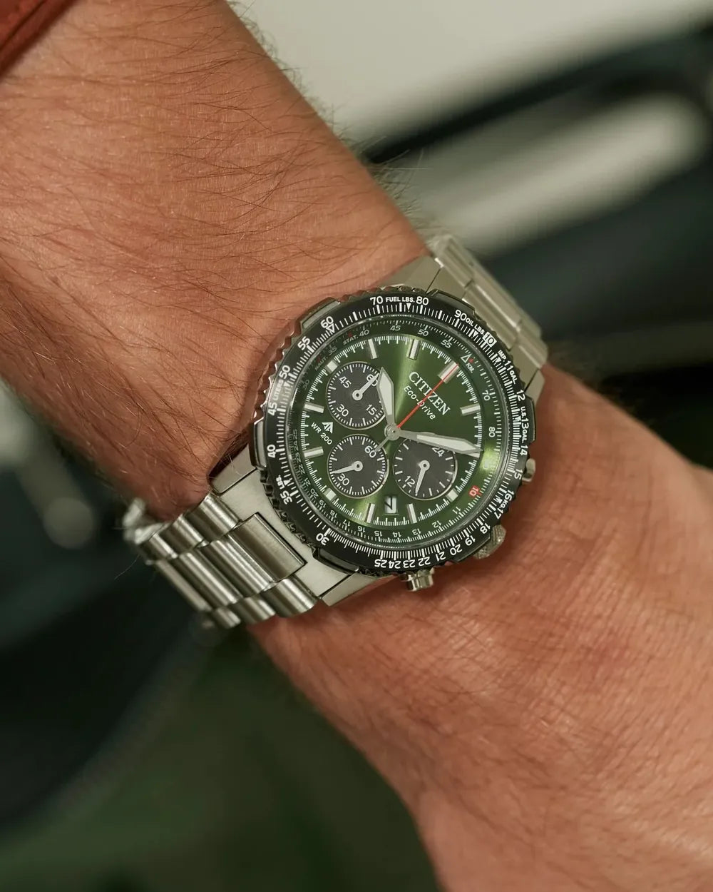 CA4664-60W watch worn on a wrist